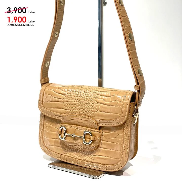 AA012206132-BEIGE