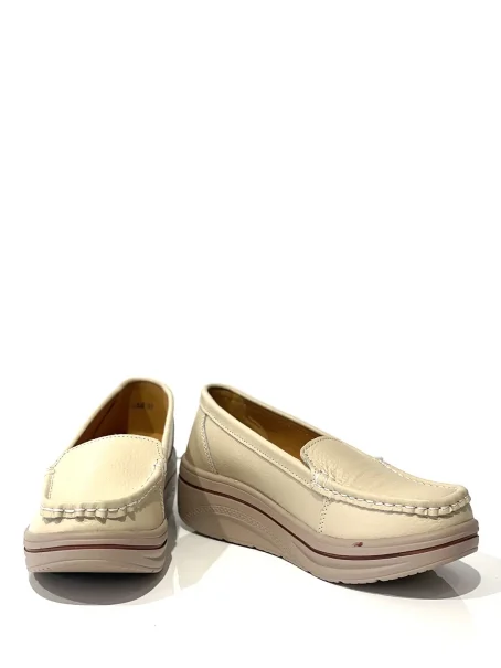 521205 - Image 4