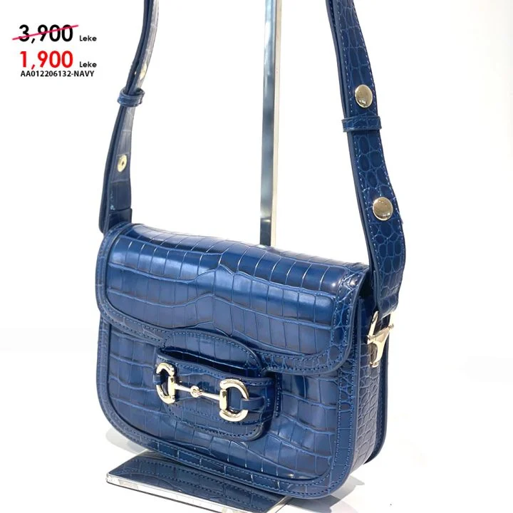 AA012206132-NAVY